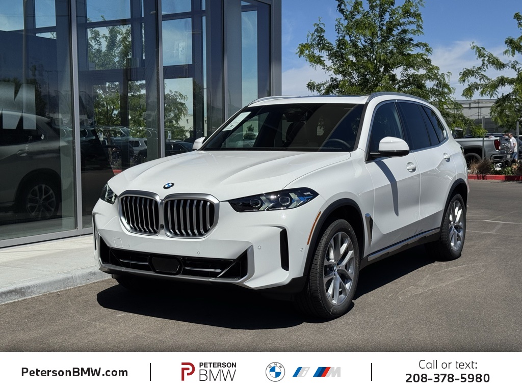 New 2026 Alpine White BMW xDrive40i image 1