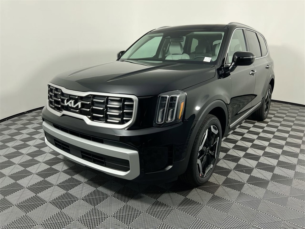 2025 Kia Telluride S photo 5