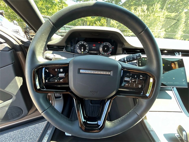 2024 Land Rover Range Rover Evoque Dynamic SE photo 24