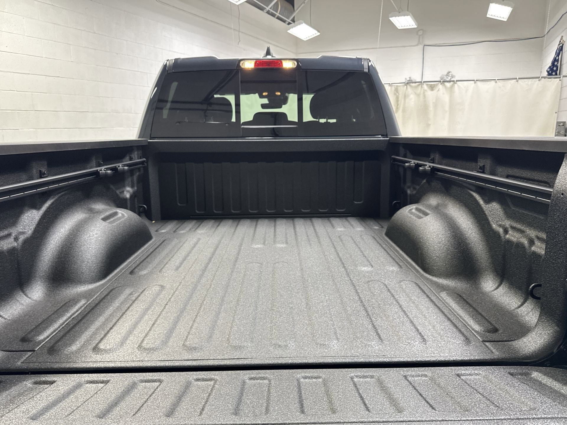 2025 Ram 1500 Tradesman photo 15