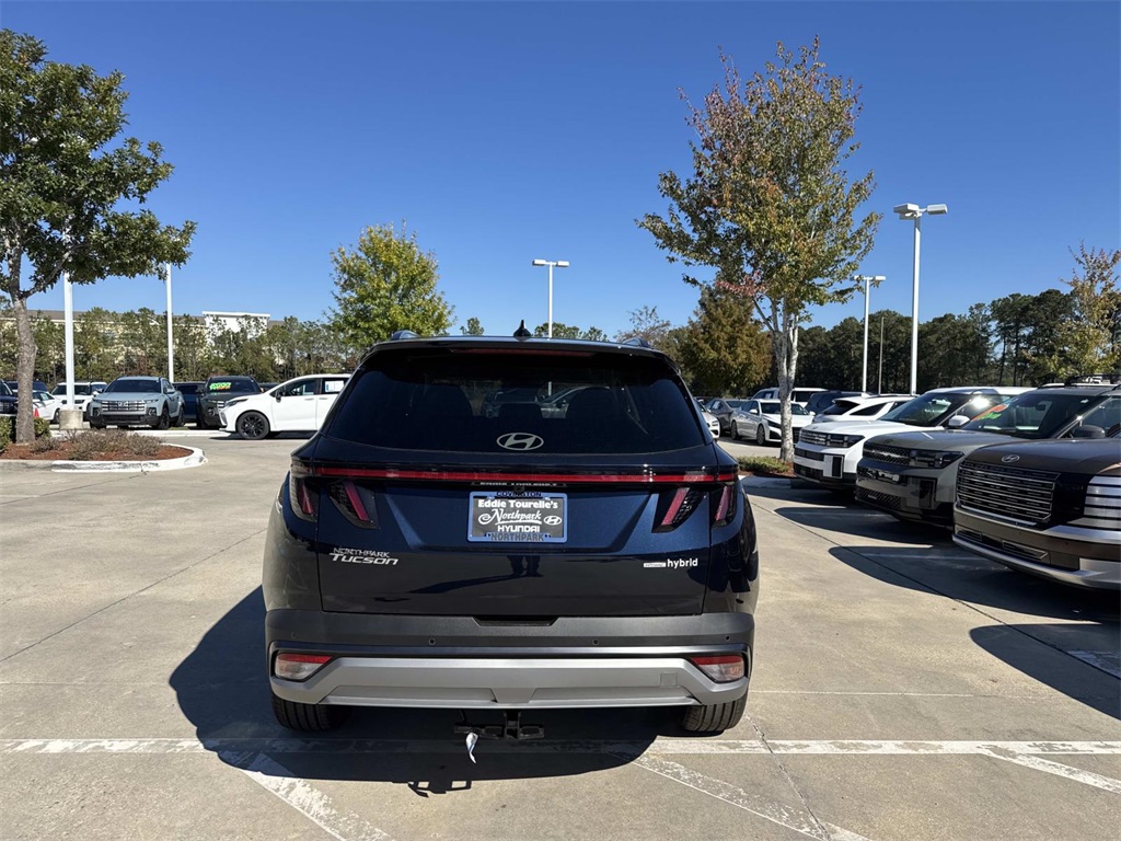 2026 Hyundai Tucson Hybrid Limited photo 3