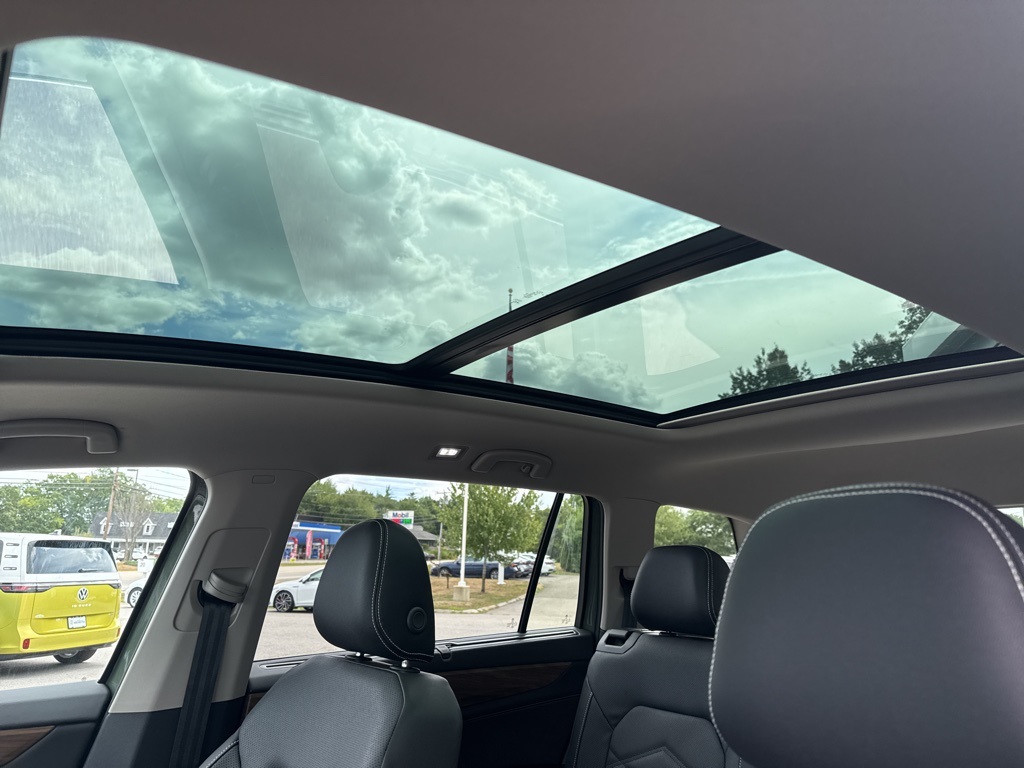 2026 Volkswagen Atlas SE Technology photo 22