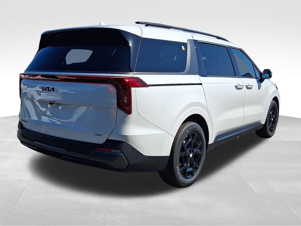 2026 Kia Carnival SX photo 4