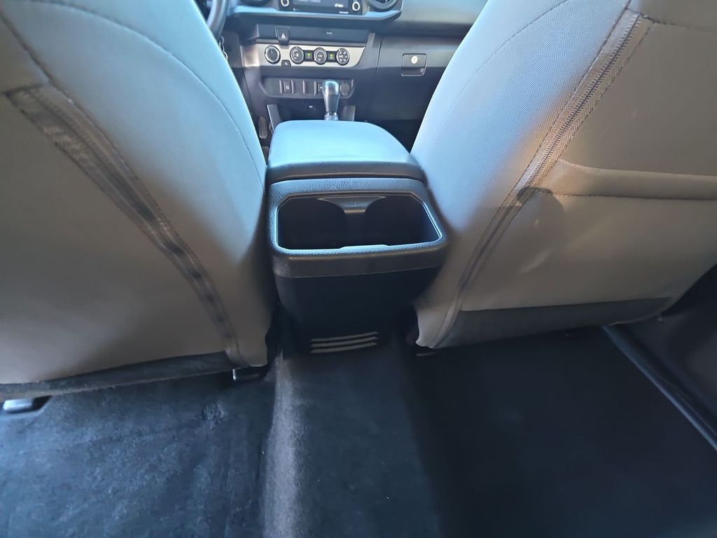 2020 Toyota Tacoma SR photo 21