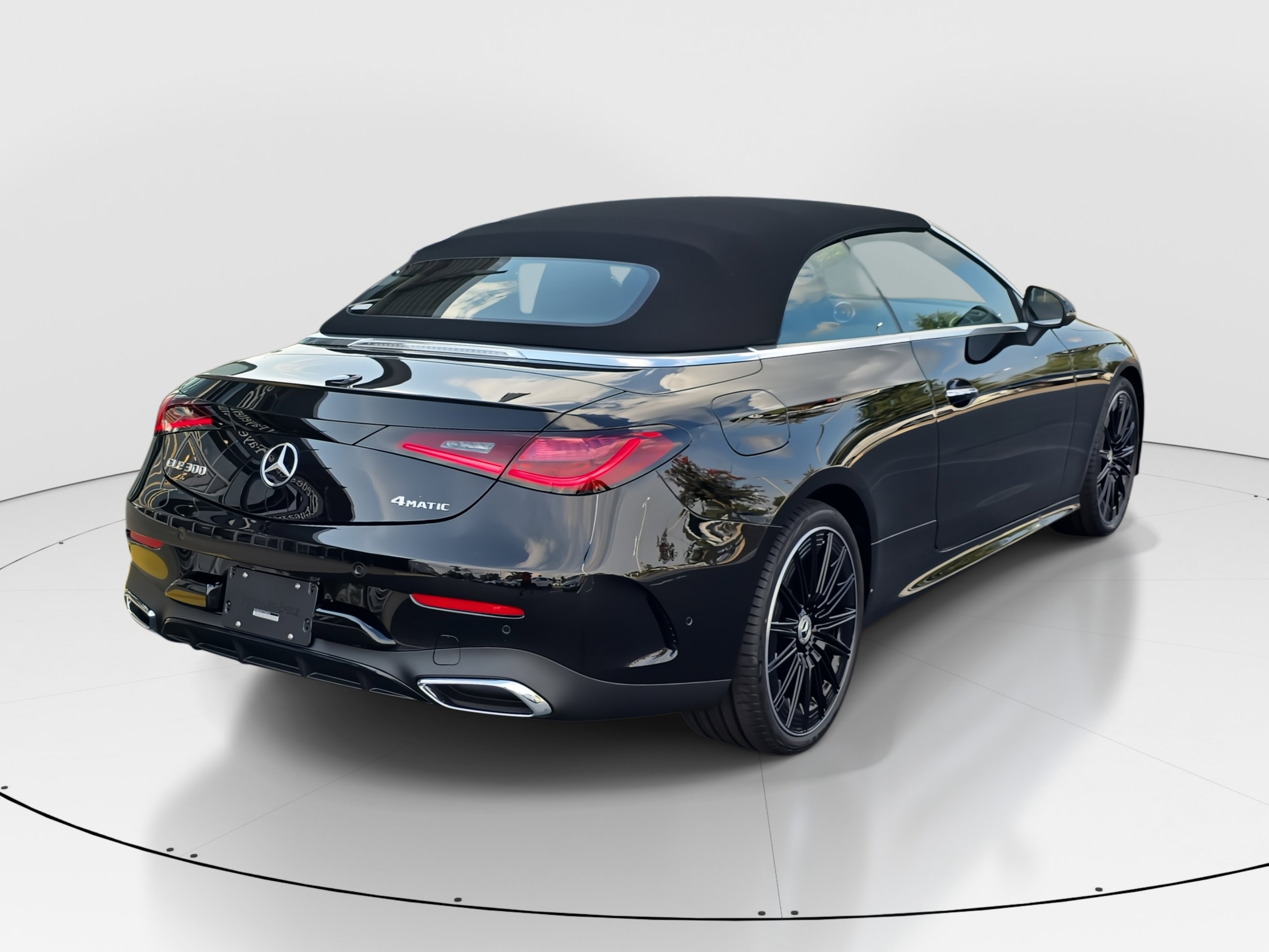 2026 Mercedes Benz CLE 300 4MATIC Cabriolet photo 3