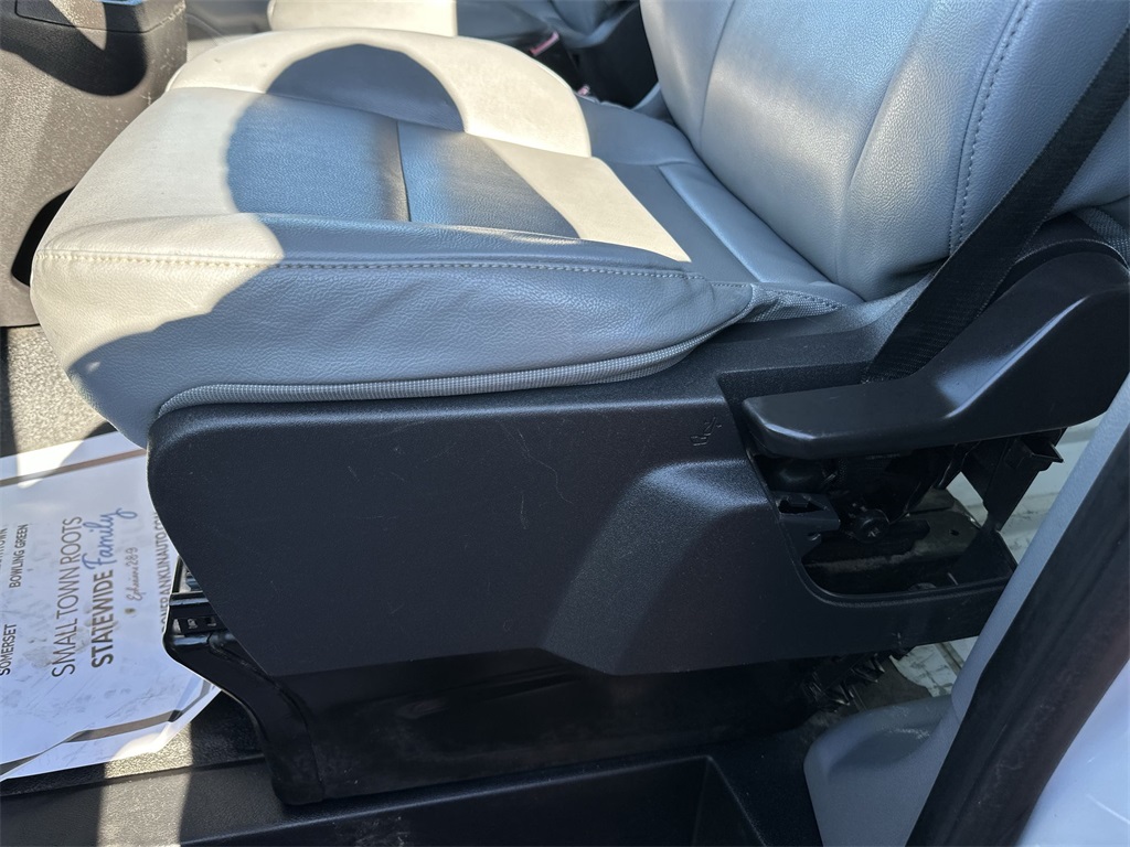 2016 Ford Transit Van photo 2