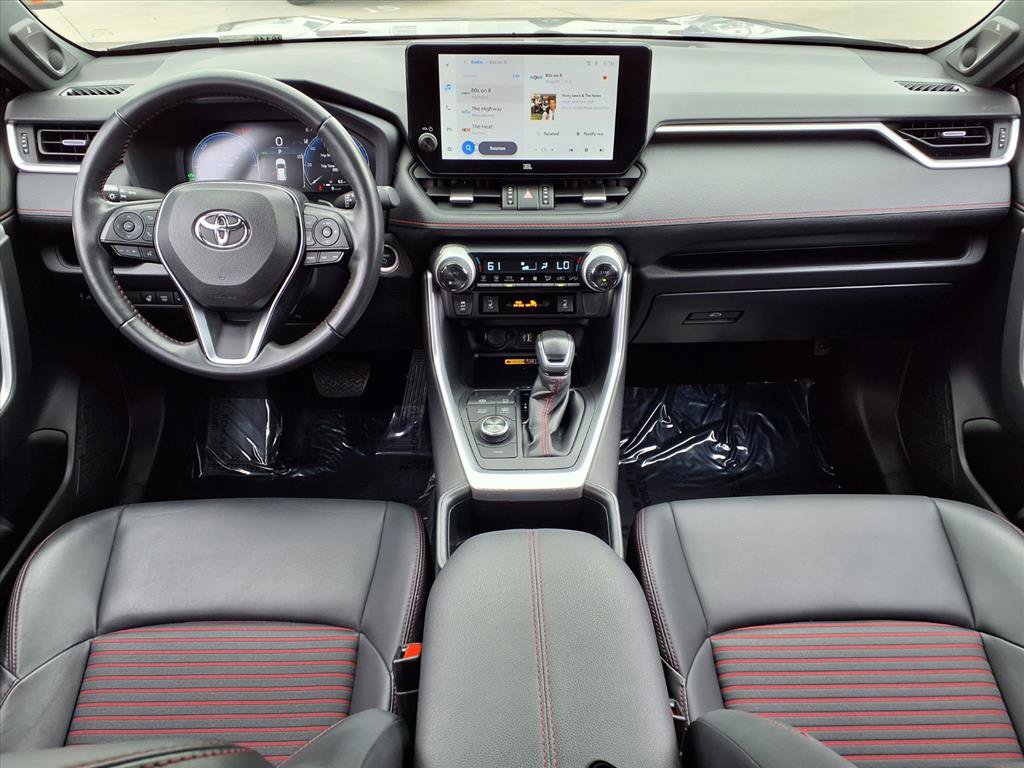 2024 Toyota RAV4 Prime XSE photo 4