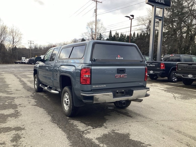 2016 Gmc Sierra 2500 HD SLE photo 3