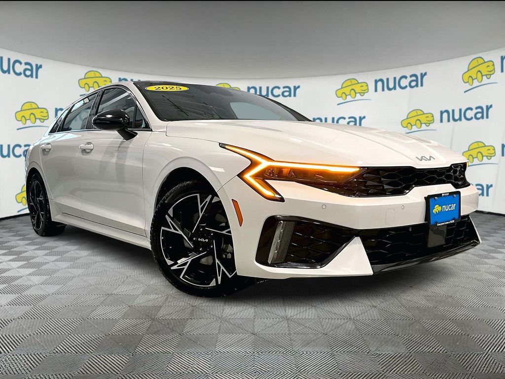 2025 Kia K5 GT-Line's photo