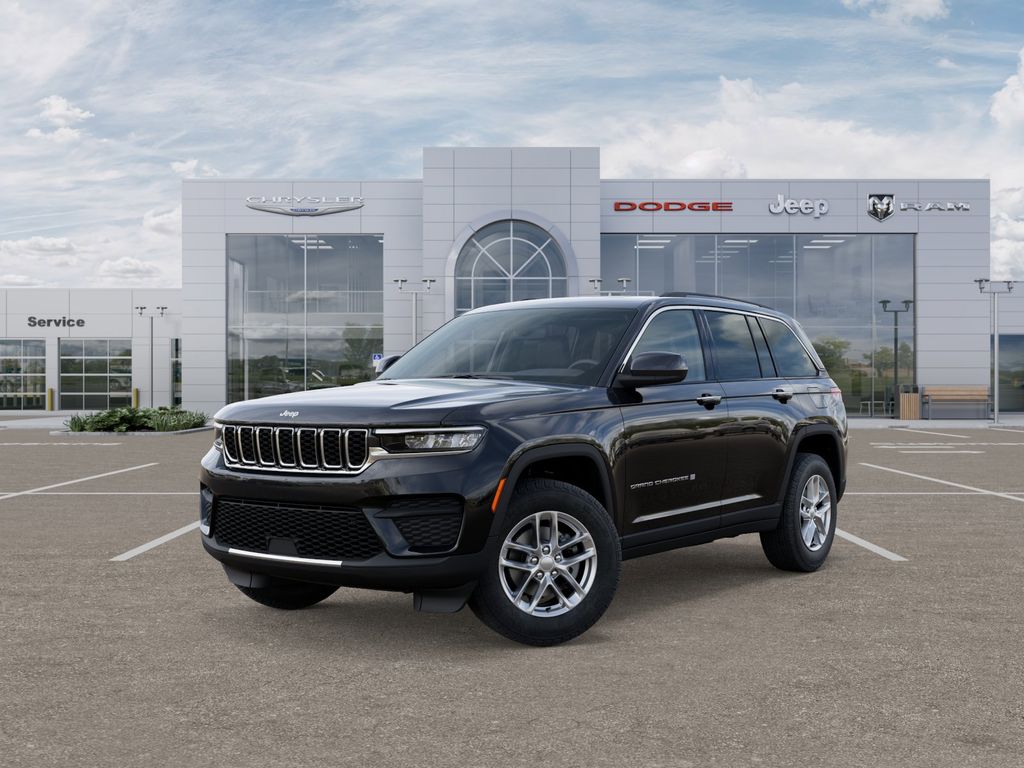 2025 Jeep Grand Cherokee Laredo's photo