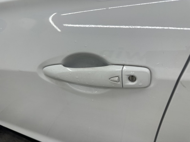 2021 Nissan Kicks SV photo 14