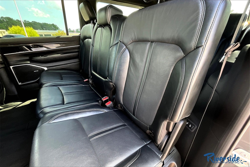 2022 Jeep Wagoneer Series III photo 20