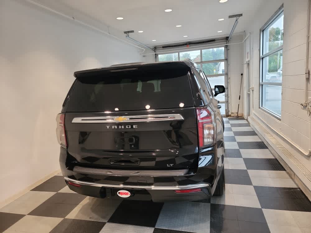 2022 Chevrolet Tahoe LT photo 2