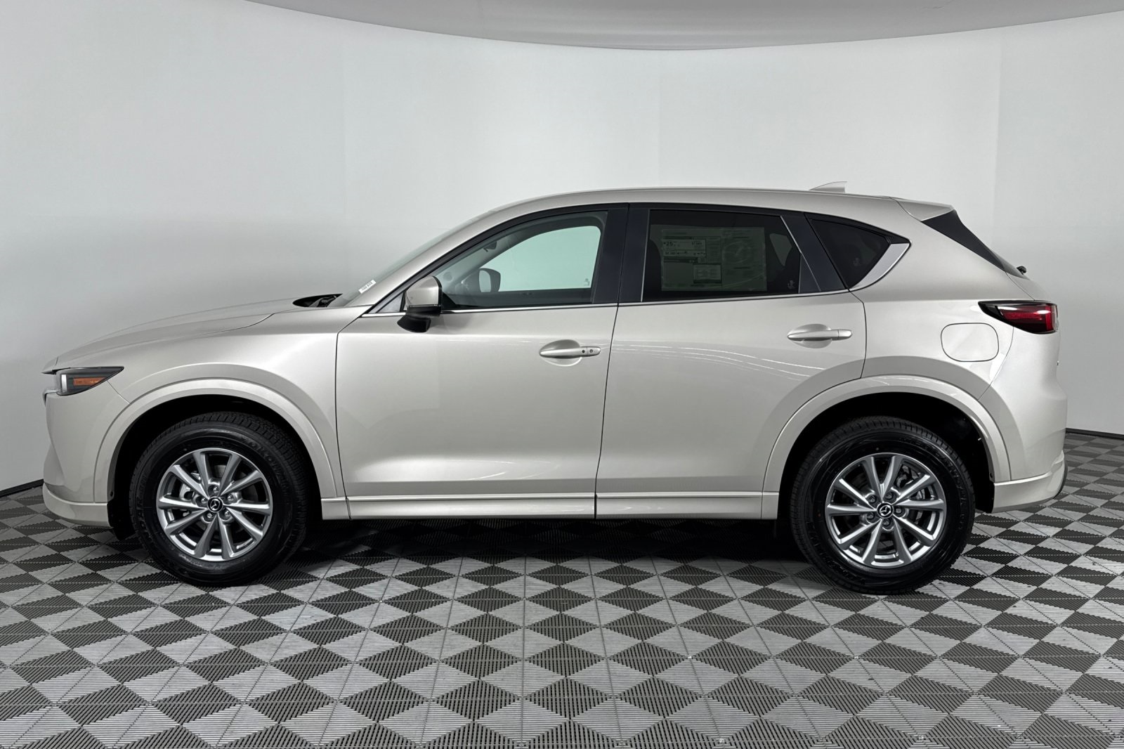 2025 Mazda CX-5 2.5 Select photo 7