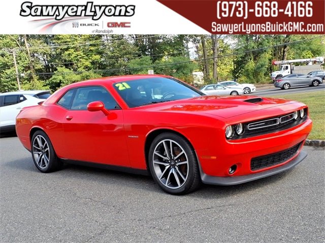 2021 Dodge Challenger R/T's photo