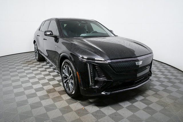 2026 Cadillac LYRIQ Sport's photo
