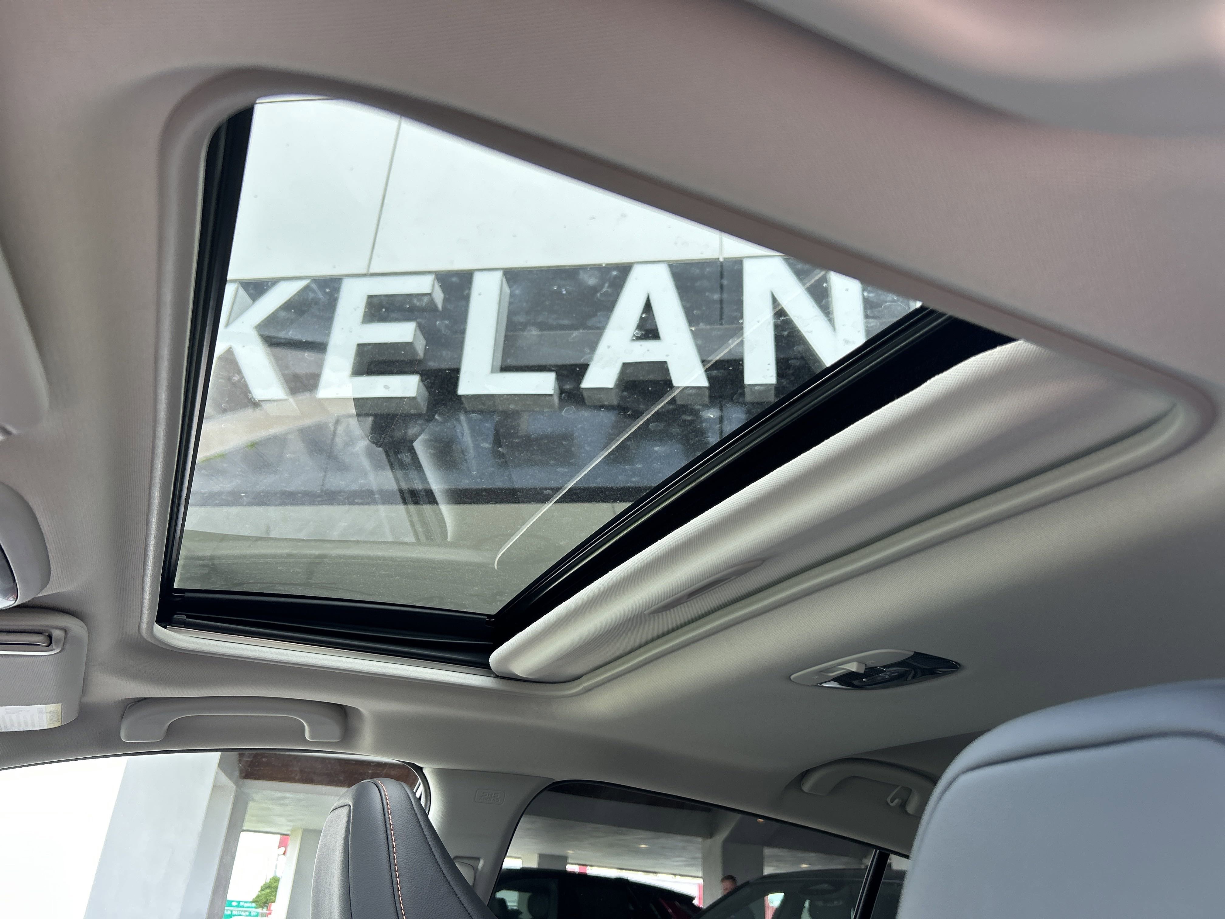 2025 Subaru Crosstrek Limited photo 4