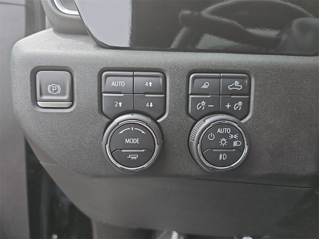 2024 Chevrolet Silverado 2500HD LTZ photo 25