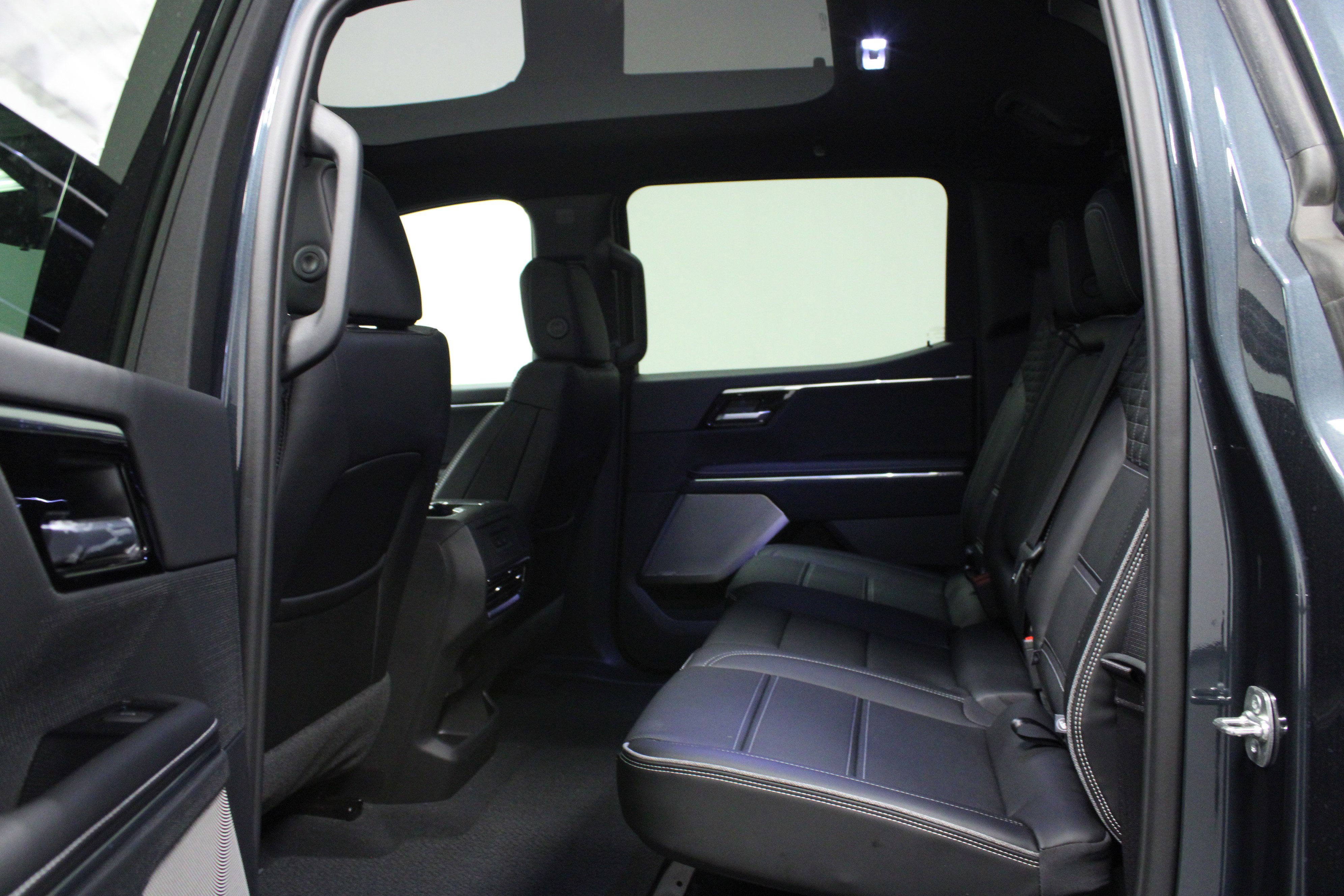 2025 Gmc Sierra EV Denali photo 12