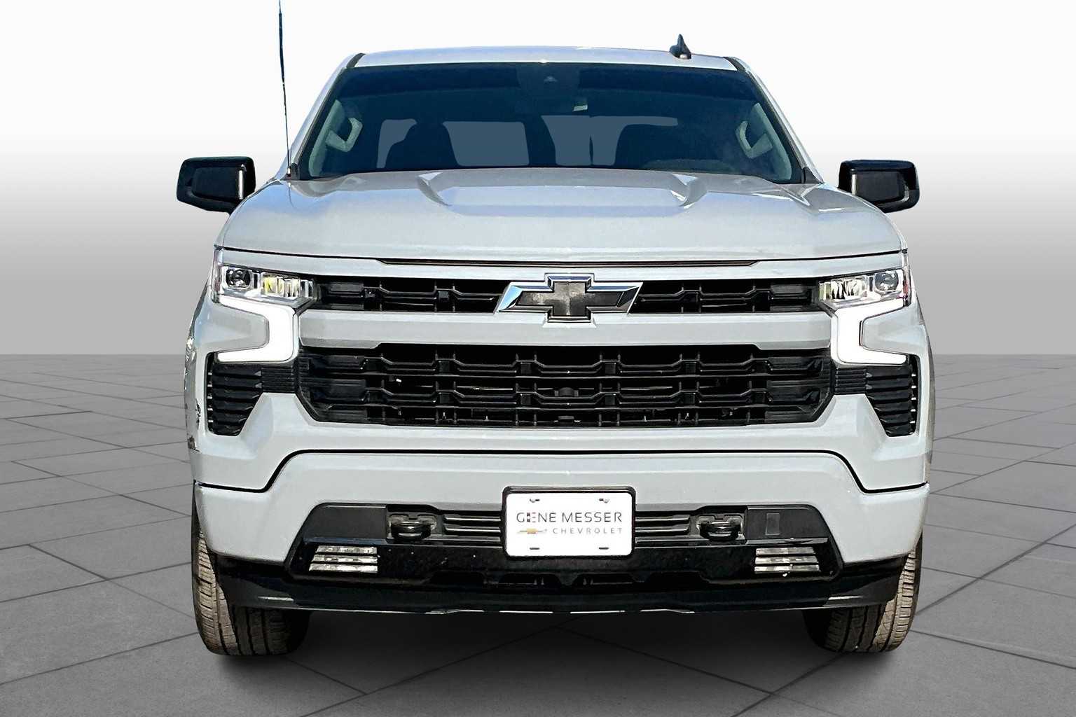 2024 Chevrolet Silverado 1500 RST photo 2