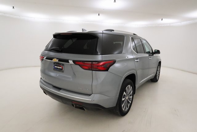 2023 Chevrolet Traverse Premier photo 3