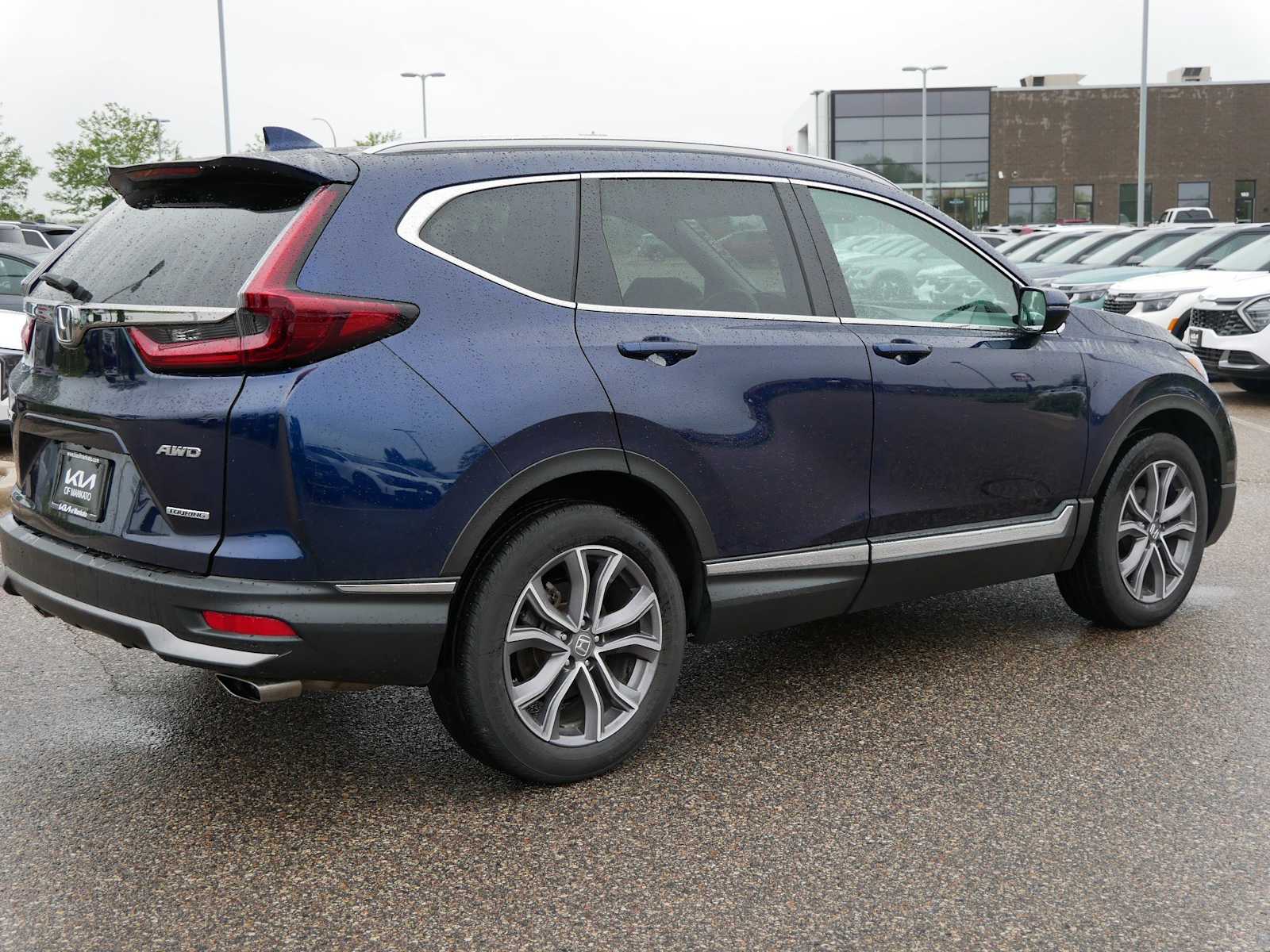 Used 2022 Honda CR-V Touring with VIN 2HKRW2H93NH641884 for sale in Mankato, Minnesota