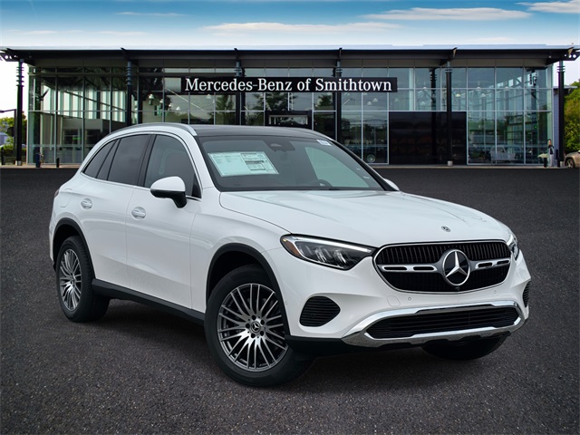 2026 Mercedes-Benz GLC Base's photo