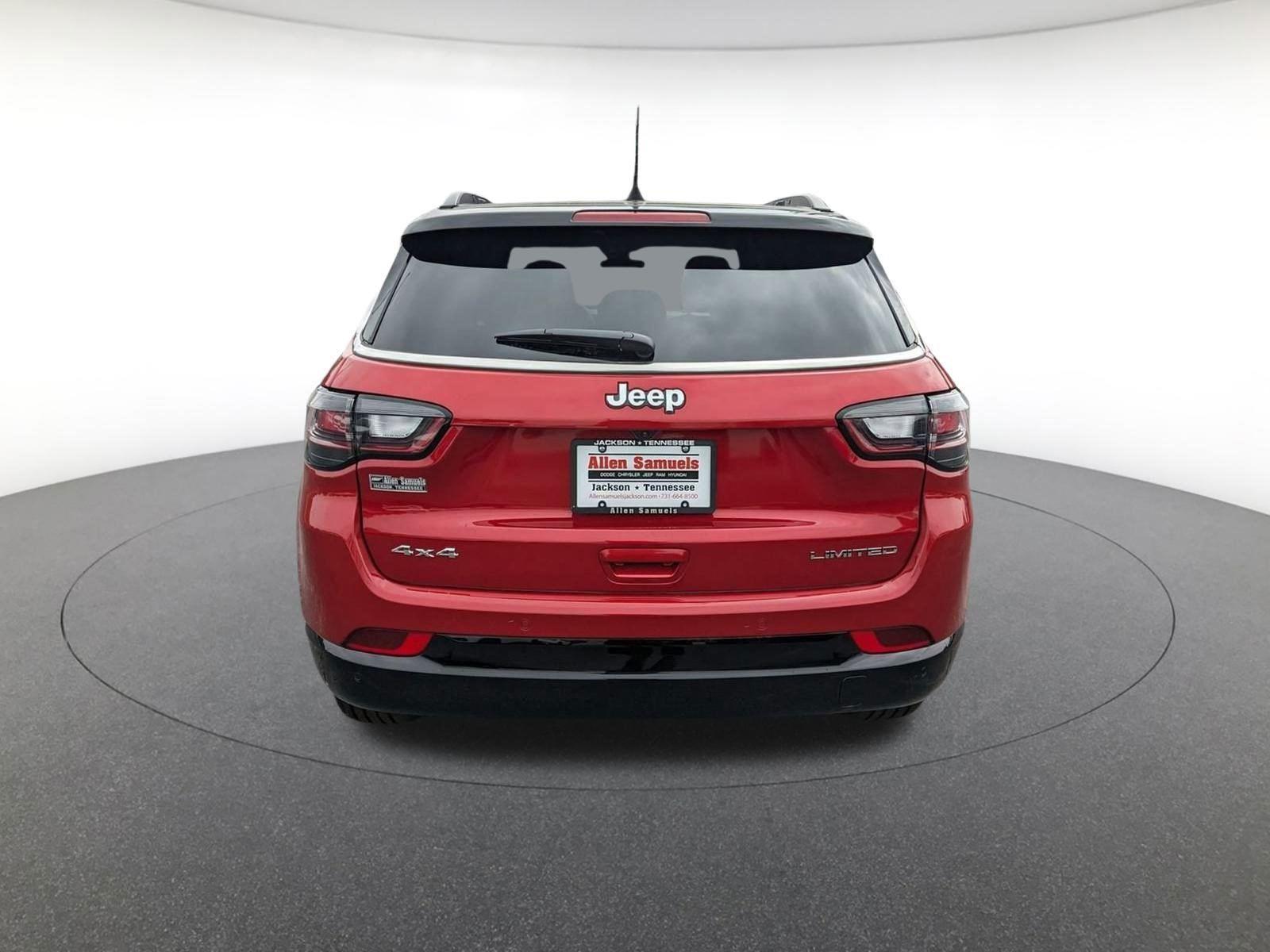 2025 Jeep Compass Limited photo 4