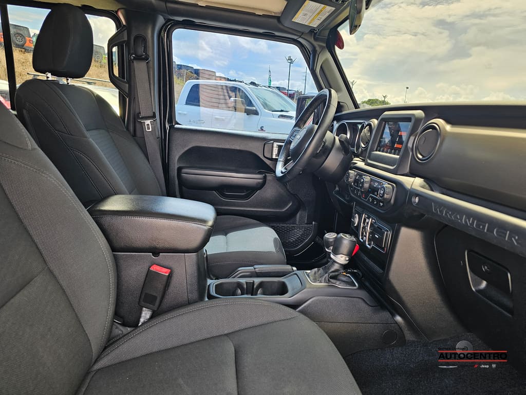 2021 Jeep Wrangler Unlimited Sport photo 4