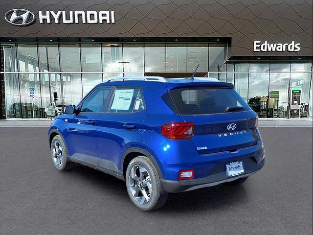 2026 Hyundai Venue SEL photo 2