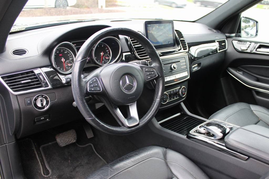 2017 Mercedes Benz GLS 550 4MATIC photo 4