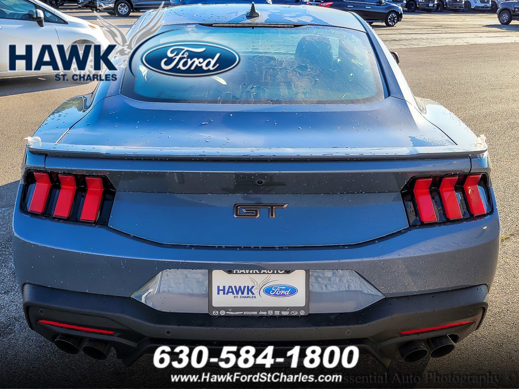 2025 Ford Mustang GT Premium photo 3