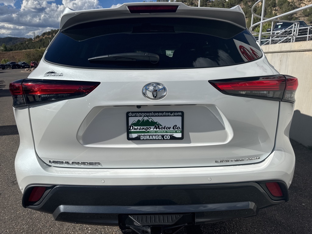 2023 Toyota Highlander Limited Platinum XLE XSE photo 3