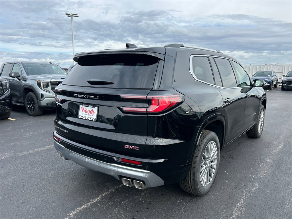 2026 GMC ACADIA - Image 7