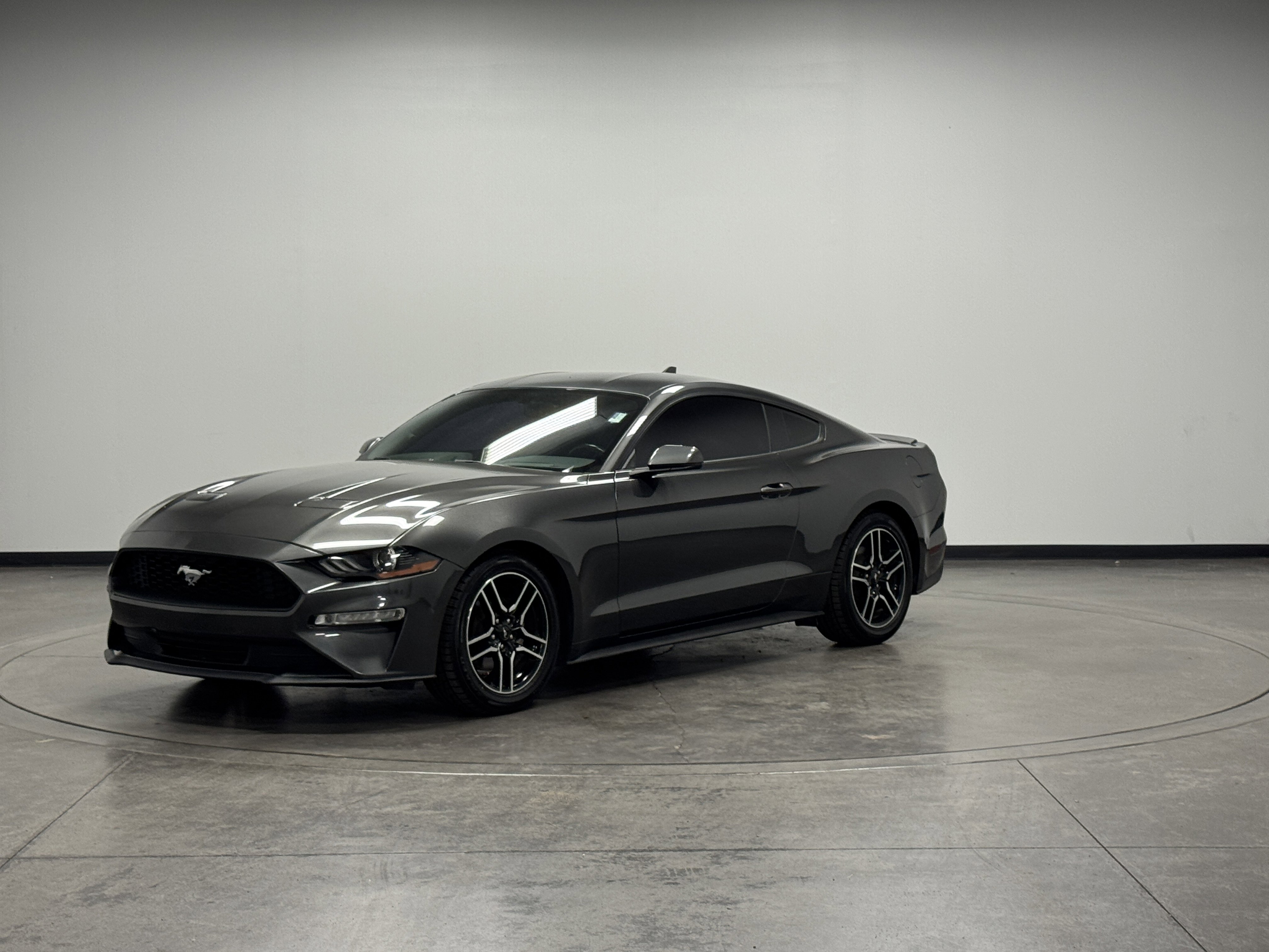 2020 Ford Mustang EcoBoost Premium photo 3