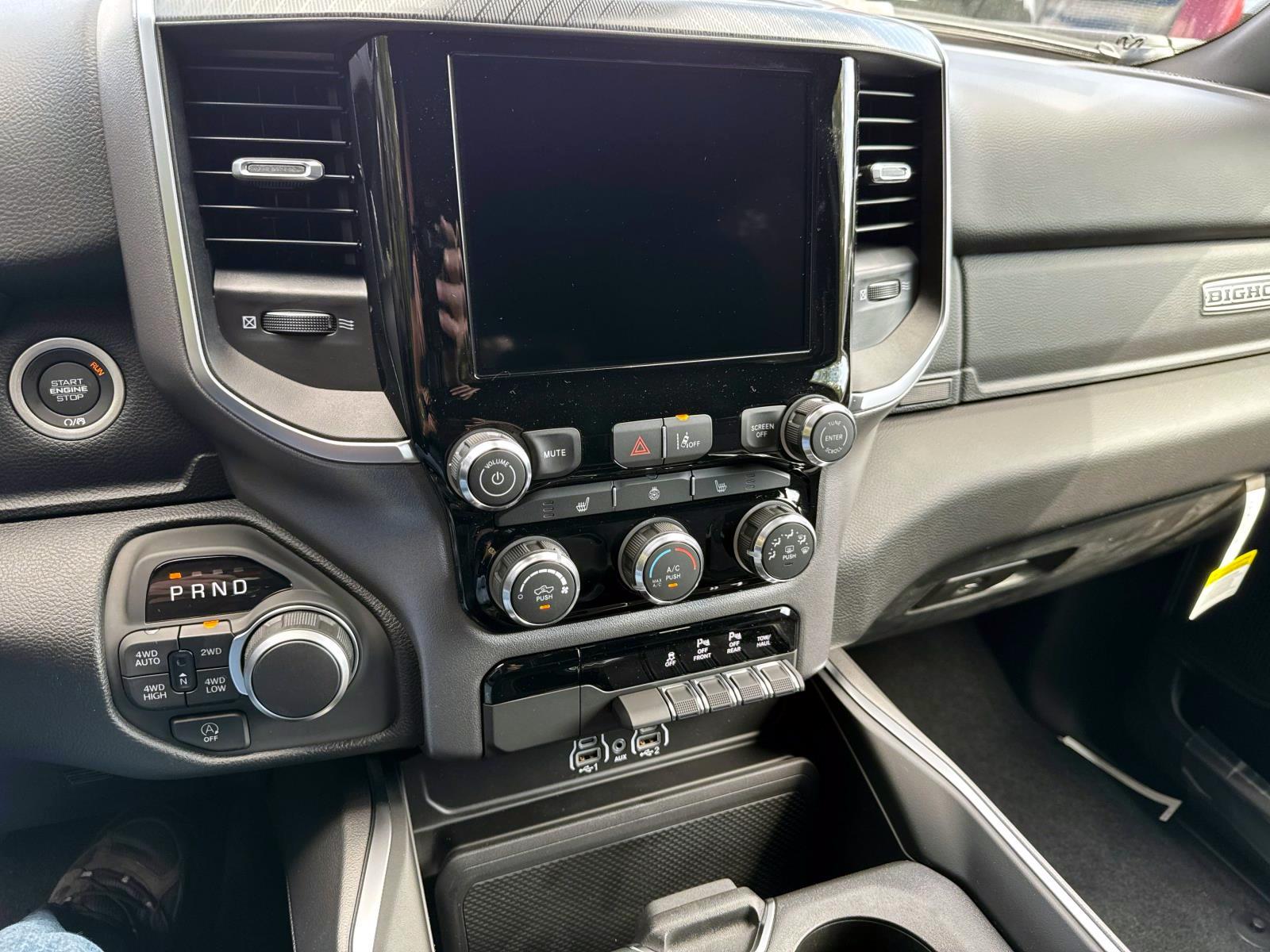 2025 Ram 1500 Big Horn photo 13