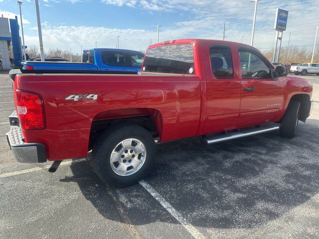 2013 Chevrolet Silverado 1500 LT photo 3