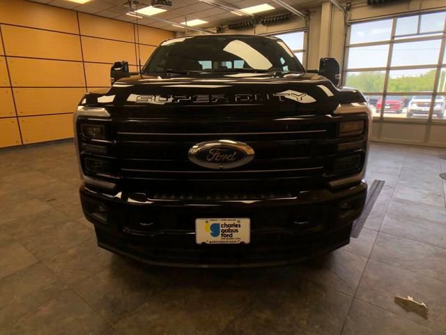 2025 Ford F-350 Platinum photo 2