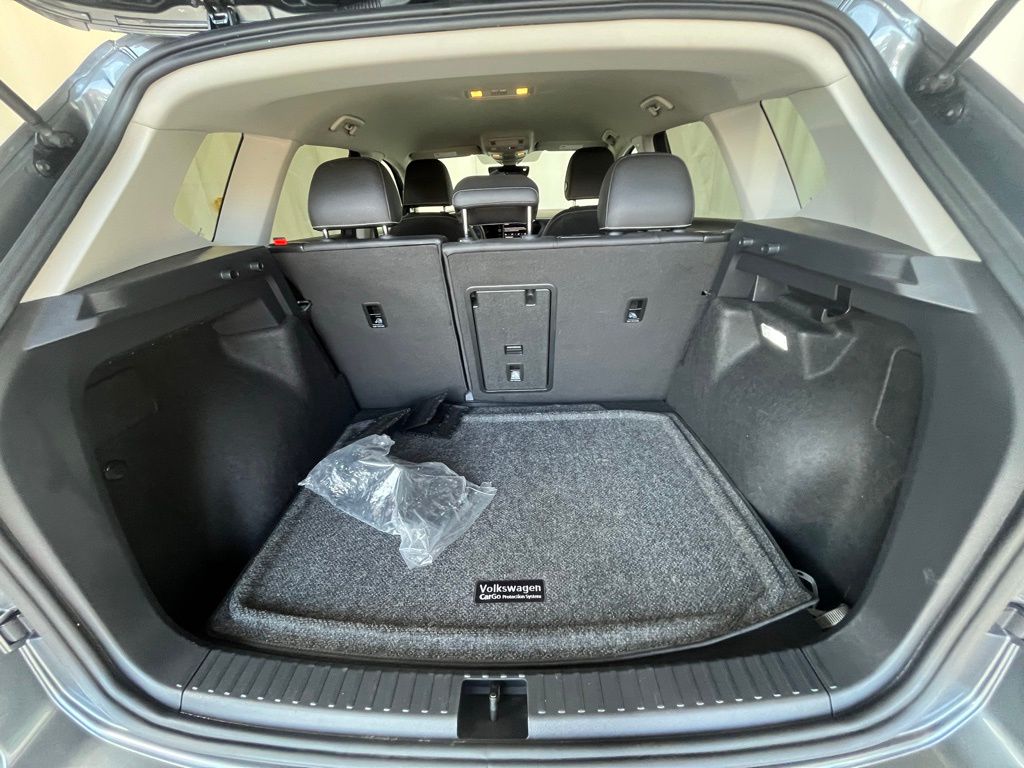 2024 Volkswagen Taos SE photo 26