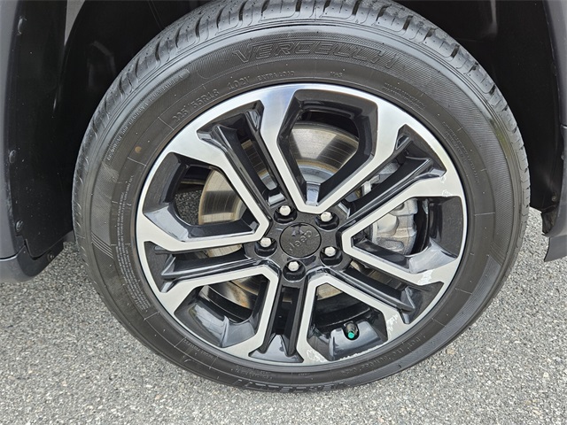 2024 Jeep Compass Limited photo 18