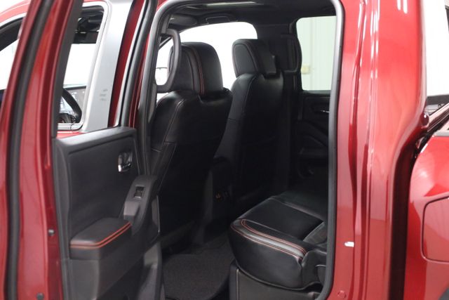 2025 Nissan Frontier PRO-4X photo 19