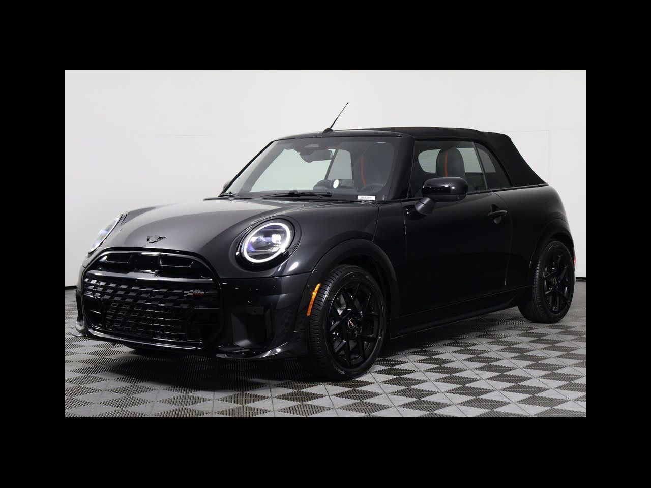 2026 MINI Convertible S's photo