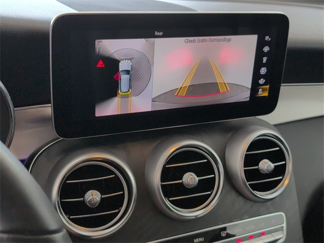 2022 Mercedes Benz GLC 300 photo 19