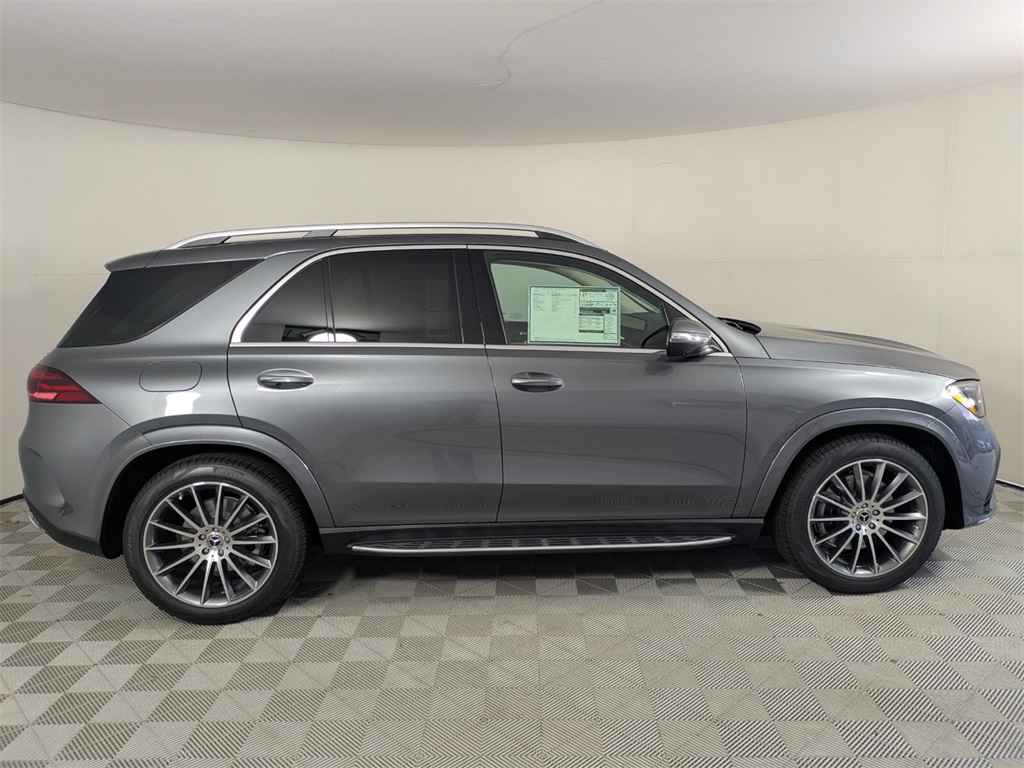 2026 Mercedes Benz GLE 450 4MATIC photo 3