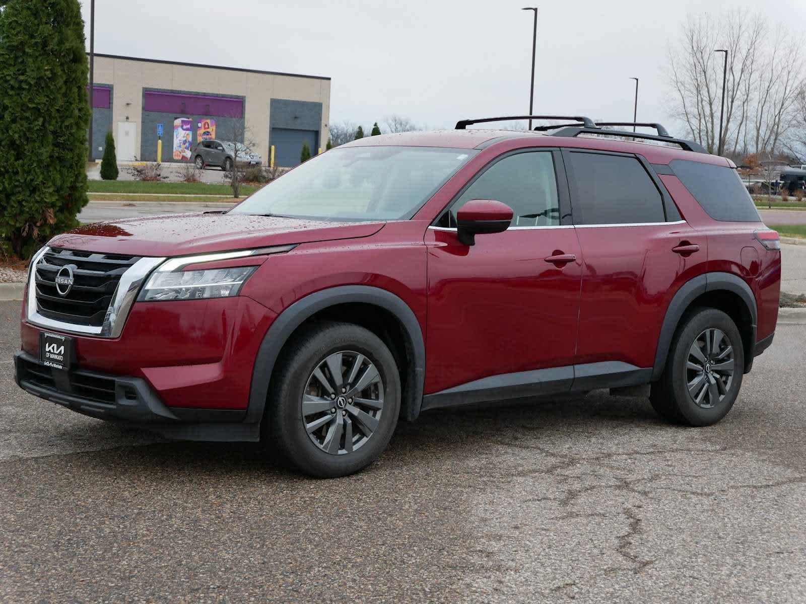 Used 2022 Nissan Pathfinder SV with VIN 5N1DR3BC9NC231156 for sale in Mankato, Minnesota