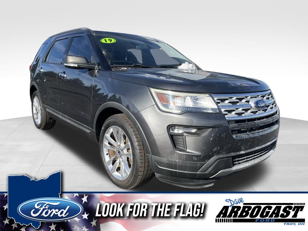 2019 Ford Explorer XLT's photo