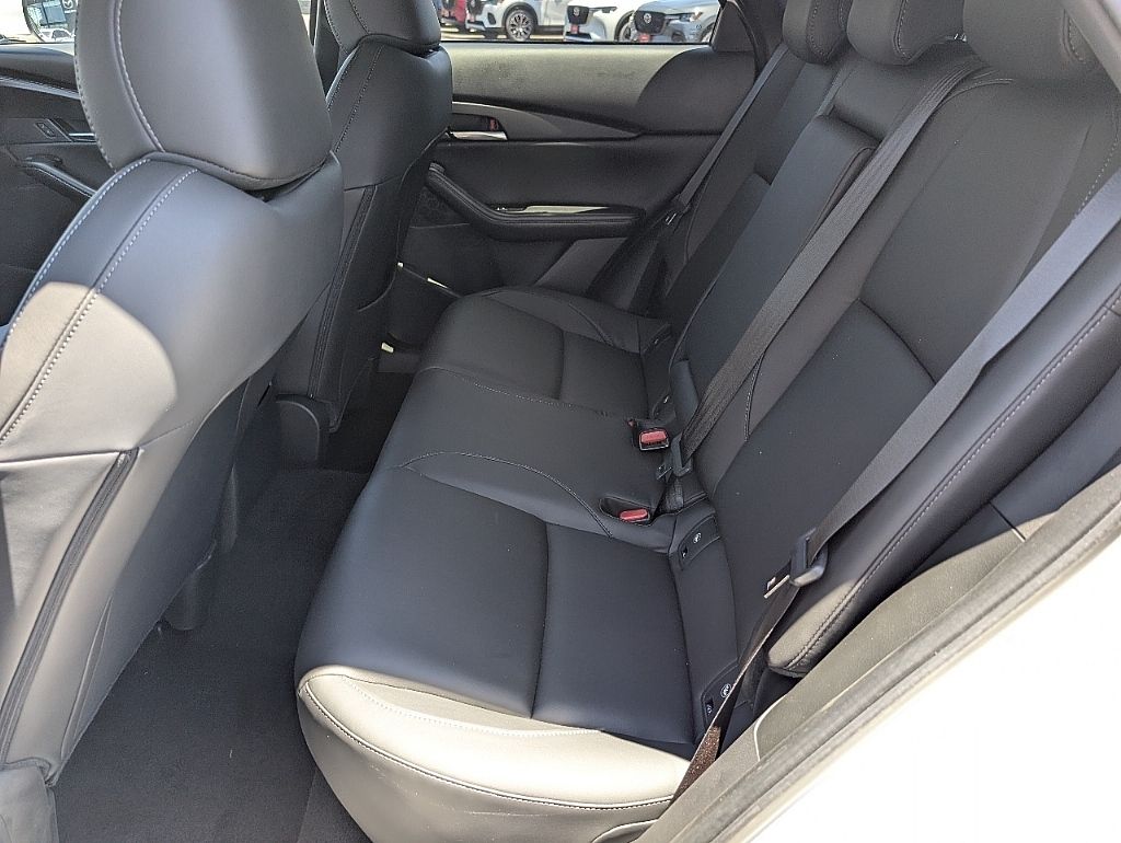 2025 Mazda CX-30 2.5 S Preferred photo 16