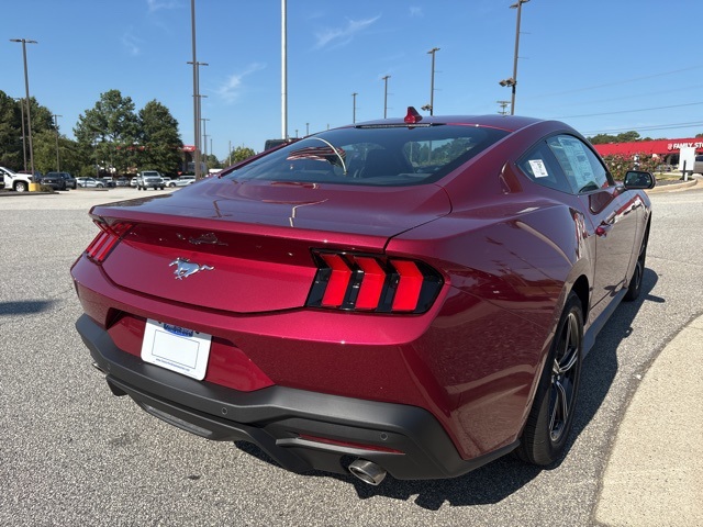 2025 Ford Mustang EcoBoost photo 8