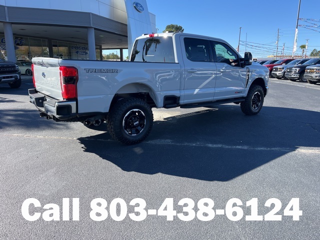 2026 Ford F-250 Lariat photo 3