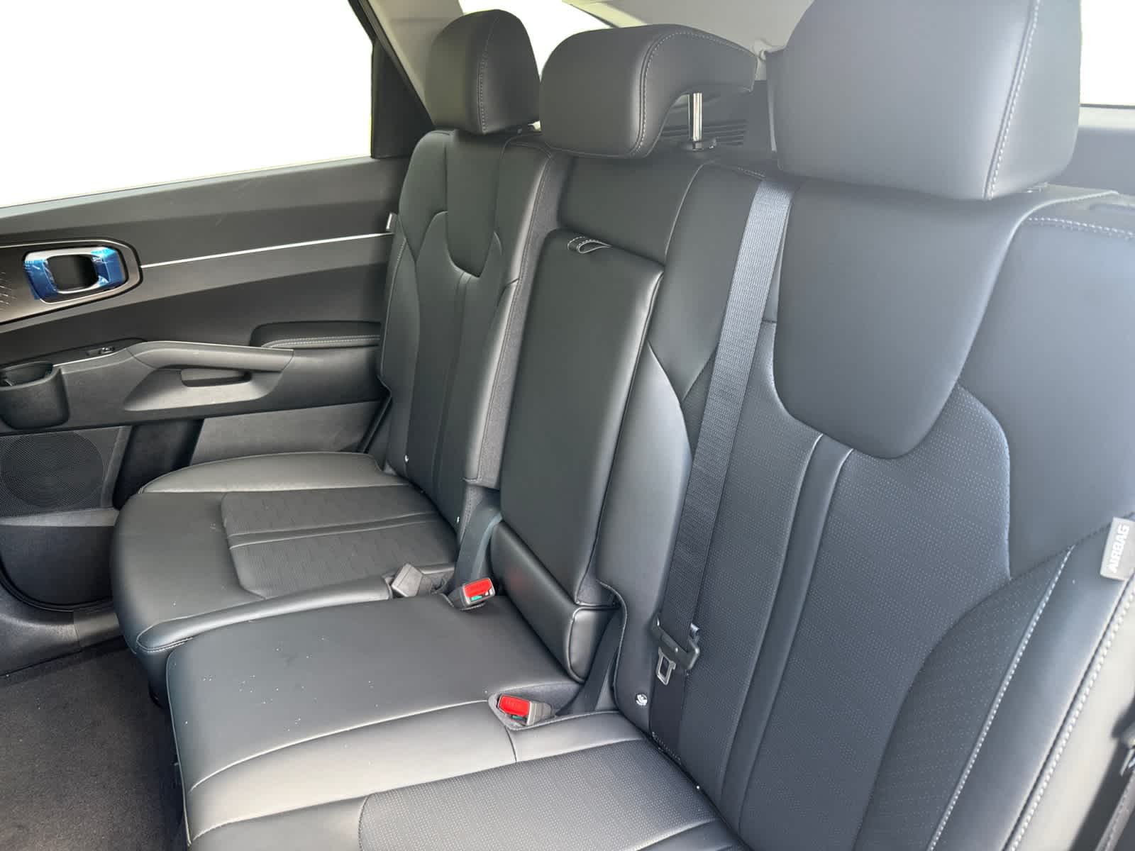 2026 Kia Sorento EX photo 13